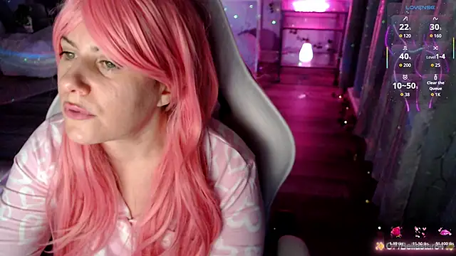 Snapshot of BellaStar84 chatting on February 25, 2026, 11:43 am BellaStar84 online show from February 25, 2026, 11:43 am