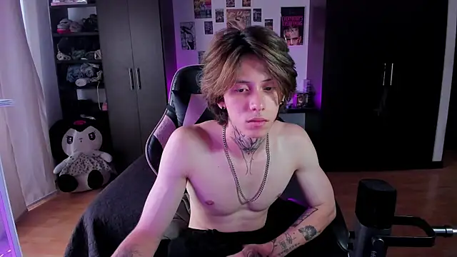 xIce Boy online show from April 3, 2026, 9:54 pm