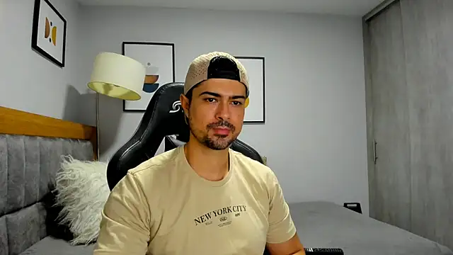 Dante Storm online show from November 7, 2025, 6:29 am