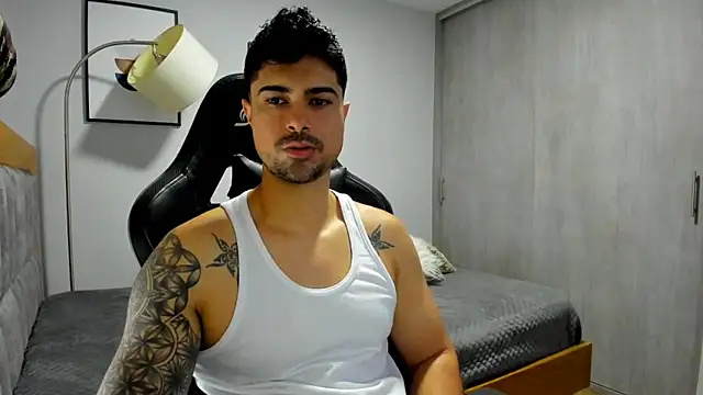 Dante Storm online show from November 14, 2025, 12:42 pm