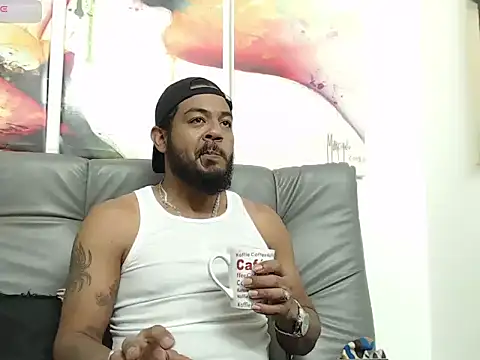 Snapshot of BladeFoxxx1 chatting on November 28, 2025, 7:19 am BladeFoxxx1 online show from November 28, 2025, 7:19 am