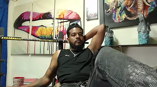 Snapshot of BladeFoxxx1 chatting on March 23, 2025, 6:26 am BladeFoxxx1 online show from March 23, 2025, 6:26 am