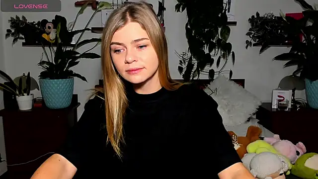 HaleyReedme online show from November 24, 2025, 8:25 am