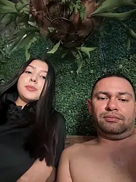 Snapshot of dany_lu chatting on December 1, 2025, 11:27 pm dany lu online show from December 1, 2025, 11:27 pm