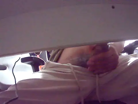 desingxxx online show from April 29, 2026, 10:16 pm