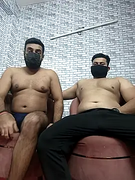 sumitsharma72 online show from October 24, 2025, 6:07 pm