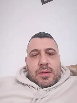 yourflowerpink online show from December 14, 2025, 8:42 am