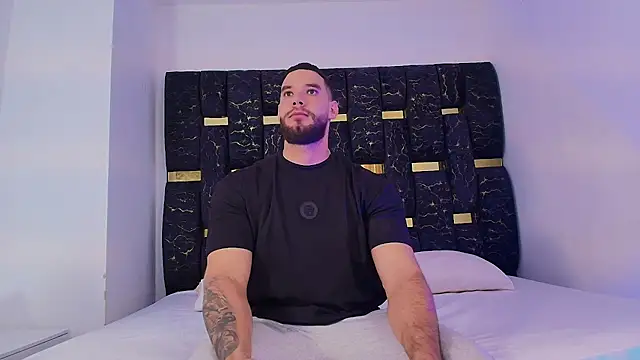 chris blake   online show from November 26, 2025, 6:08 pm