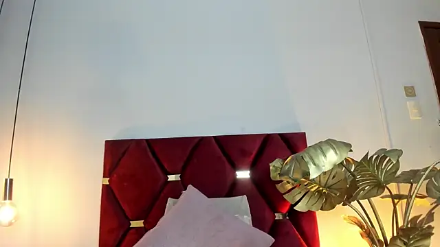 Snapshot of BeckyVidal chatting on February 24, 2026, 4:41 pm BeckyVidal online show from February 24, 2026, 4:41 pm