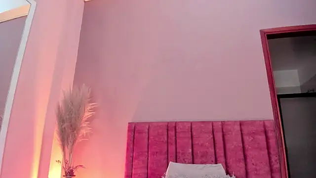 Snapshot of BeckyVidal chatting on January 6, 2026, 6:23 pm BeckyVidal online show from January 6, 2026, 6:23 pm