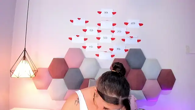 Snapshot of BeckyVidal chatting on February 18, 2026, 6:26 pm BeckyVidal online show from February 18, 2026, 6:26 pm