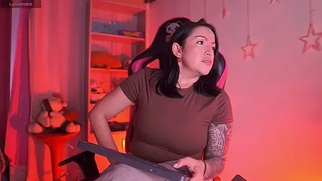 Snapshot of Madison_Mayer chatting on February 17, 2026, 12:57 pm Madison Mayer online show from February 17, 2026, 12:57 pm