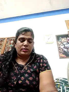 Snapshot of kissmetha chatting on December 17, 2025, 7:46 am kissmetha online show from December 17, 2025, 7:46 am