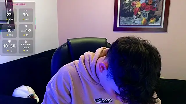 lukeboyce33 online show from October 25, 2025, 12:32 am