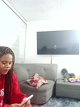 Snapshot of LEIDY_LORENA chatting on January 17, 2026, 3:10 am LEIDY LORENA online show from January 17, 2026, 3:10 am