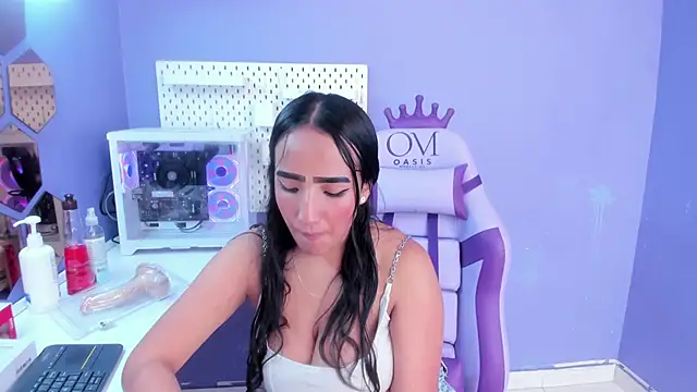 Snapshot of Alice_26_ chatting on February 4, 2026, 1:28 pm Alice 26 online show from February 4, 2026, 1:28 pm