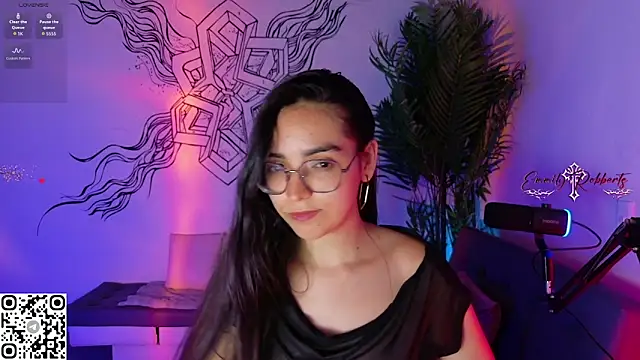 Emmi Roberts online show from April 22, 2026, 1:23 am