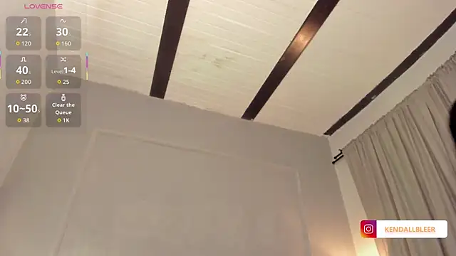 Kendallbleer online show from November 15, 2025, 11:47 am