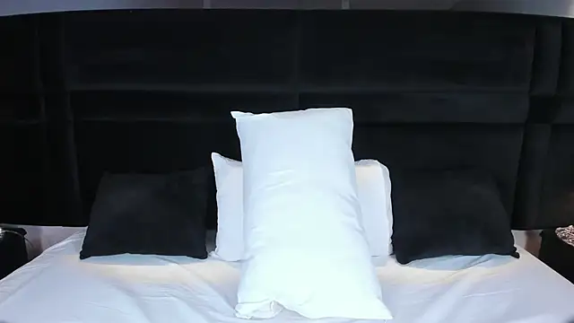 LauraCarther online show from January 15, 2026, 5:27 pm