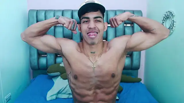 Snapshot of Liam_Wyat chatting on December 1, 2025, 10:49 am Liam Wyat online show from December 1, 2025, 10:49 am