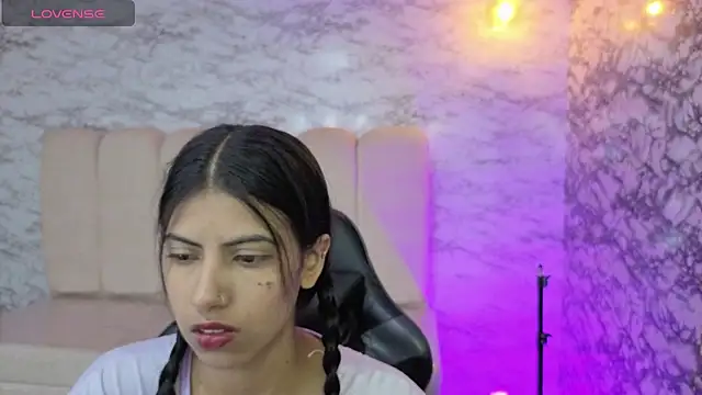  Kitty v online show from February 11, 2026, 1:00 pm