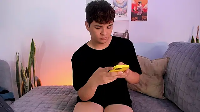 adam angelssss online show from June 24, 2026, 9:12 pm