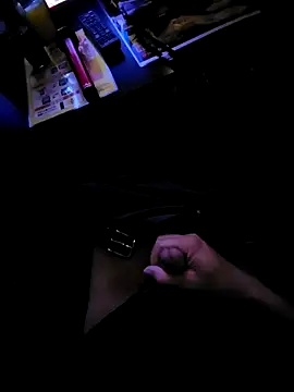 ikeike-kun online show from December 16, 2025, 9:46 am