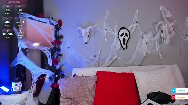 Colstorw  online show from October 31, 2025, 10:45 am