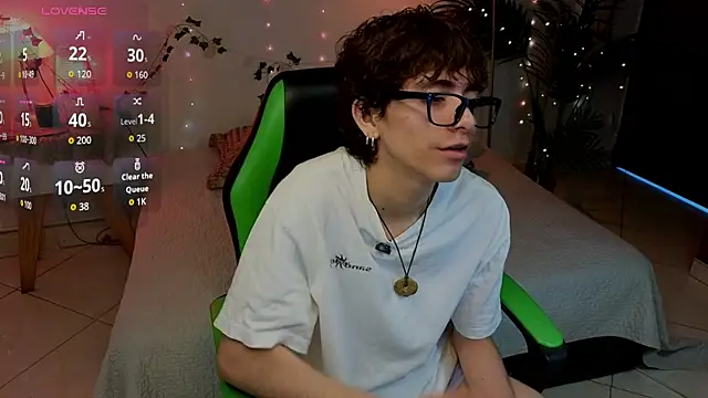 Snapshot of Matty_Sparkk chatting on June 21, 2026, 1:17 pm Matty Sparkk online show from June 21, 2026, 1:17 pm