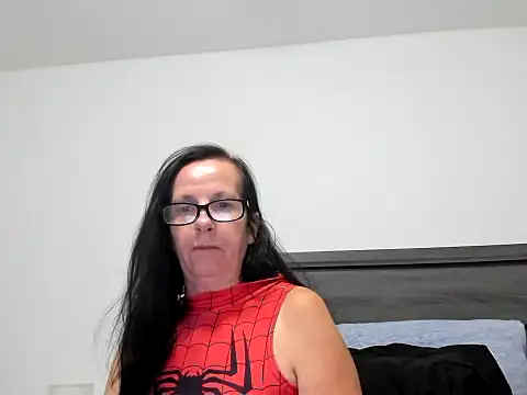 peachgoddess online show from October 6, 2025, 3:19 am