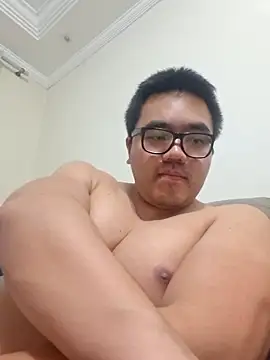 awesometeacher33 online show from May 11, 2026, 4:59 pm