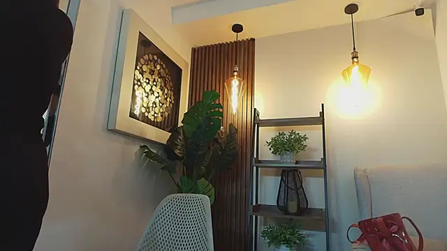 Snapshot of Coral_Lise chatting on September 27, 2025, 11:16 am Coral Lise online show from September 27, 2025, 11:16 am