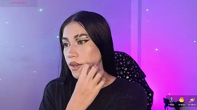 AnfisaLetyagho online show from November 27, 2025, 8:09 pm