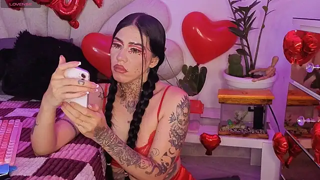 Snapshot of AnfisaLetyagho chatting on September 21, 2025, 1:00 am AnfisaLetyagho online show from September 21, 2025, 1:00 am