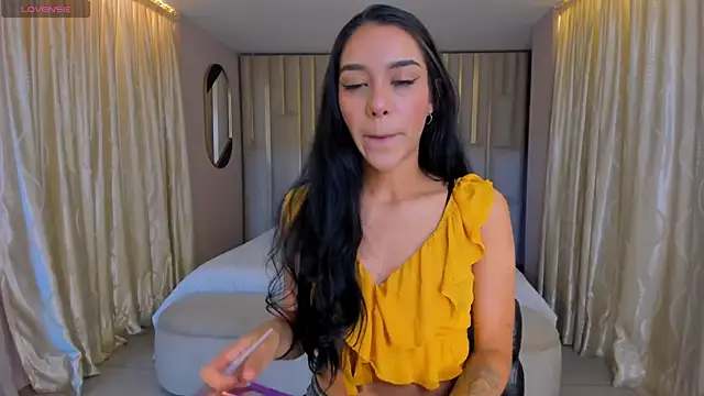 AmaliaCrus online show from January 5, 2026, 8:12 pm