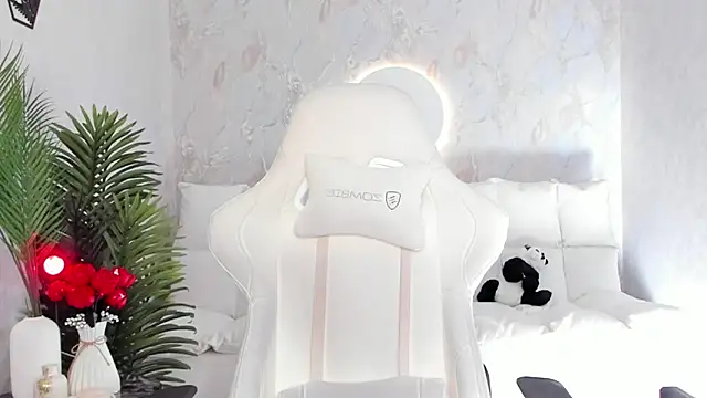 babyisperfect online show from September 9, 2025, 3:16 am