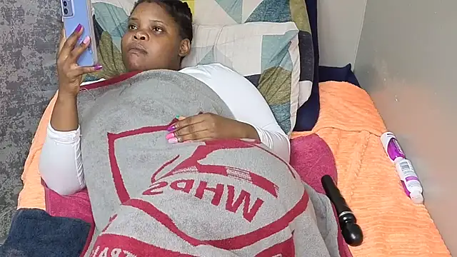 spicybootie online show from March 4, 2026, 11:01 pm