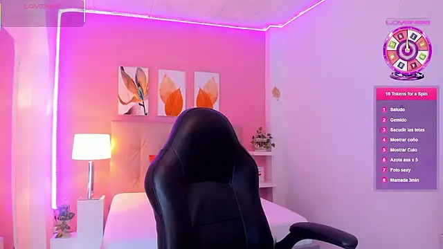 Molly h0t online show from February 3, 2026, 12:21 pm