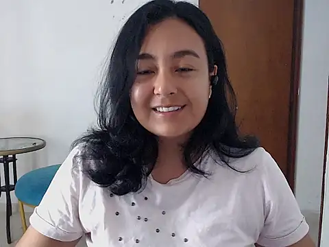 Themagicpotion online show from April 6, 2026, 2:29 pm