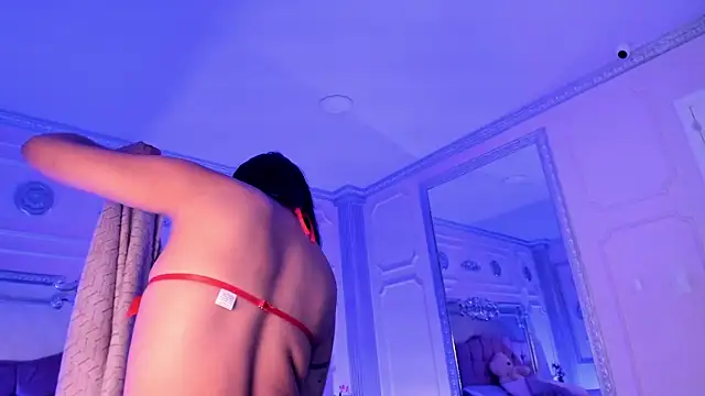 KatianPierce online show from November 11, 2025, 7:41 pm