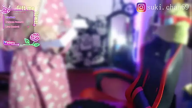 Snapshot of Sukychan_ chatting on September 9, 2025, 8:18 pm Sukychan  online show from September 9, 2025, 8:18 pm