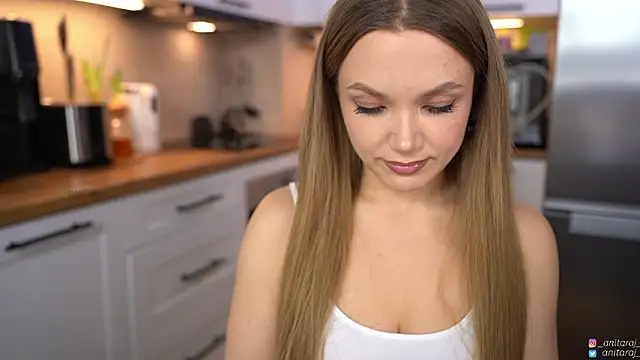 anitaraj  online show from March 19, 2026, 9:48 pm