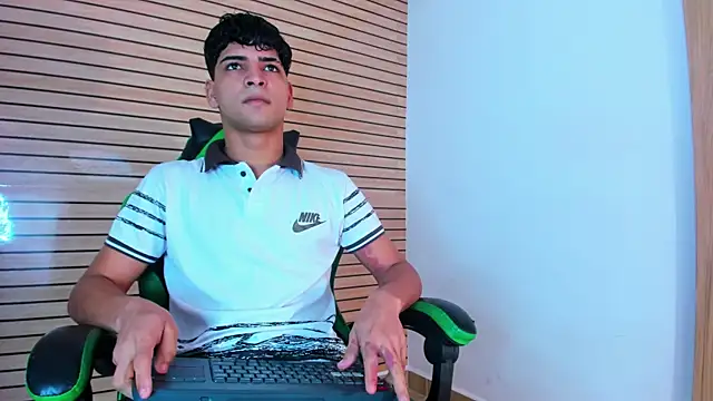 317894 online show from April 13, 2026, 3:38 pm