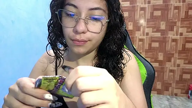 Snapshot of Mabbaldama chatting on September 25, 2025, 10:21 am Mabbaldama online show from September 25, 2025, 10:21 am