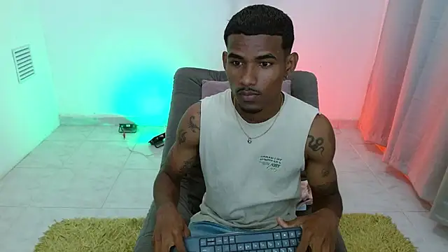 Snapshot of josua_smith chatting on November 24, 2025, 12:32 am josua smith online show from November 24, 2025, 12:32 am