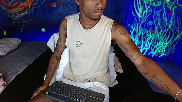 Snapshot of josua_smith chatting on December 1, 2025, 12:55 am josua smith online show from December 1, 2025, 12:55 am