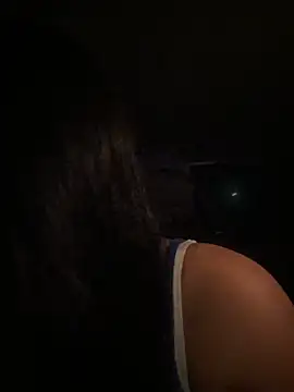 andrea gomes  online show from March 11, 2026, 8:08 am