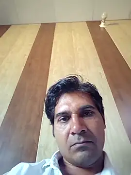 johnny8731 online show from March 27, 2026, 4:43 am