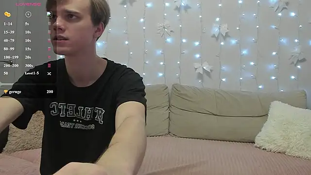 Yueslang online show from February 16, 2026, 7:23 pm