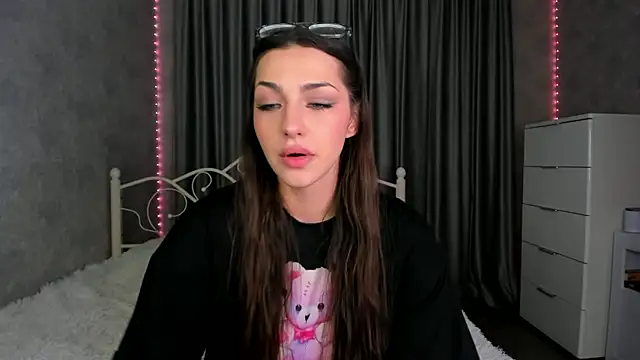 LilFlexxy online show from November 22, 2025, 5:45 pm